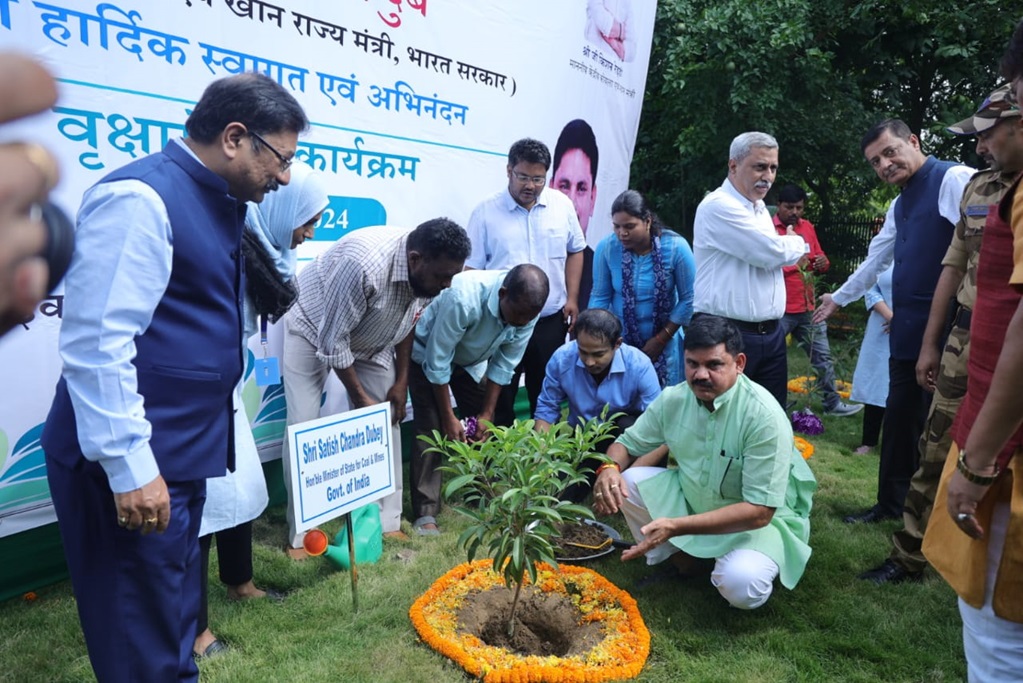 माननीय कोयला एवं खान राज्य मंत्री, भारत सरकार के श्री सतीश च. दुबे का 08 और 09 सितंबर 2024 को बीसीसीएल दौरा